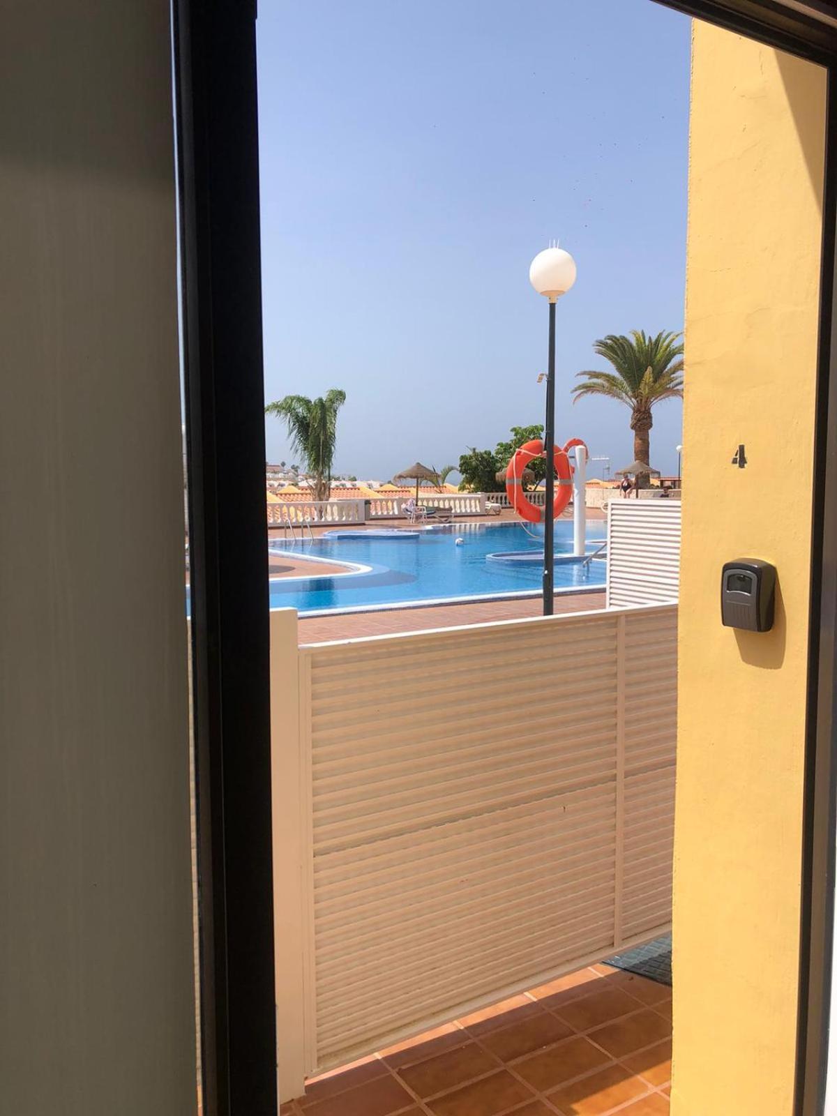 Las Brisas Holiday Costa Adeje  Extérieur photo